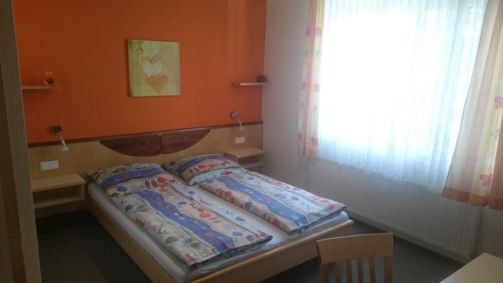 Homestay Gaestehaus Karassowitsch Rust